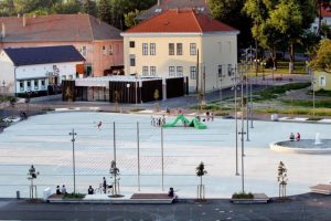 Kutina, Spoj naslijepo s knjigom